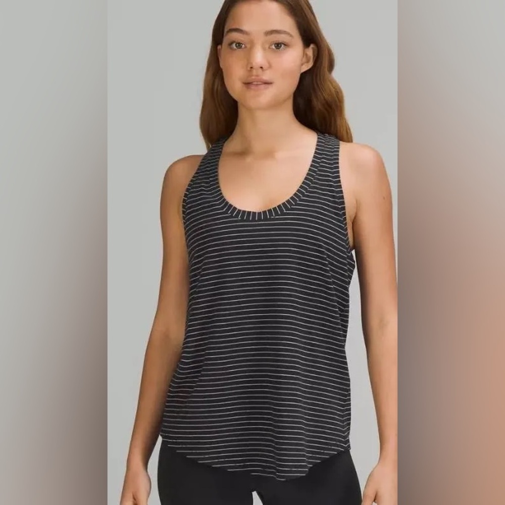 Lululemon Athletica Love Tank black/white stripe, size 4